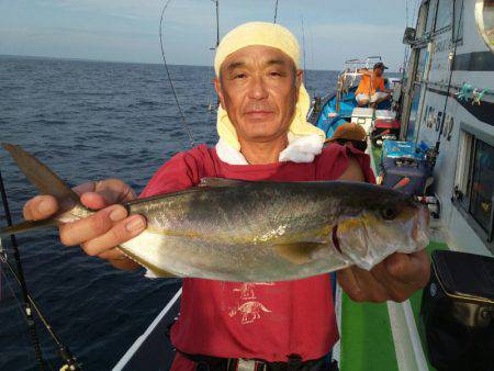 丸万釣船 釣果