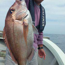 鷹王丸 釣果