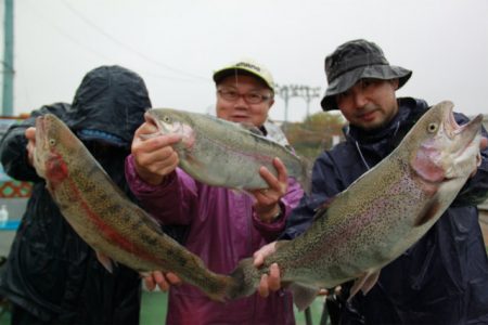 としまえんフィッシングエリア 釣果