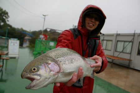 としまえんフィッシングエリア 釣果