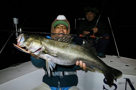 フルコンタクト 釣果