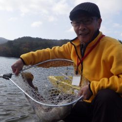 フィッシングレイクたかみや 釣果