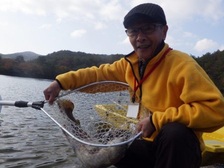 フィッシングレイクたかみや 釣果