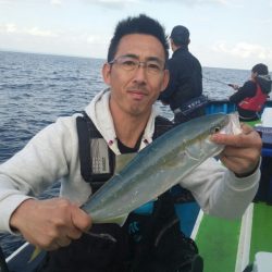 丸万釣船 釣果