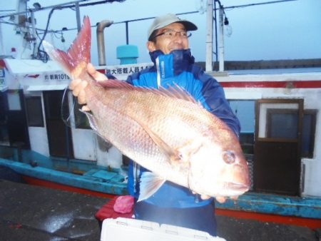 初栄丸 釣果