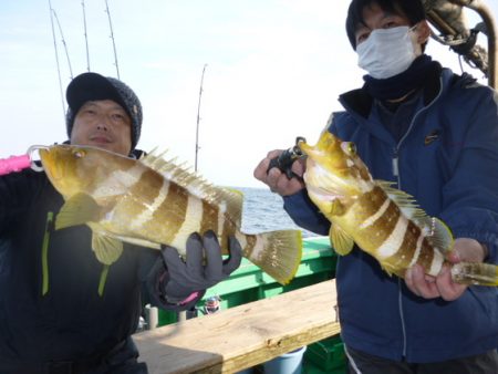 真祐丸 （しんゆうまる） 釣果