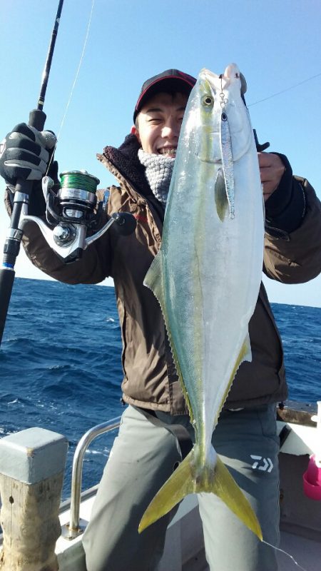 鷹王丸 釣果