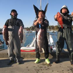 隆星丸 釣果