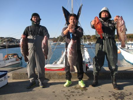 隆星丸 釣果