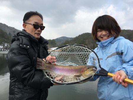 フィッシングレイクたかみや 釣果