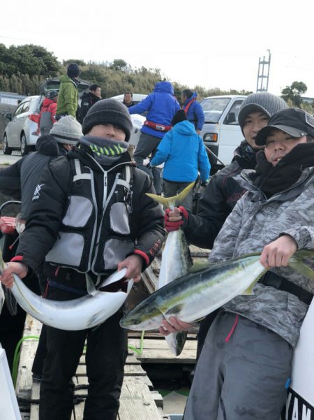 丸万釣船 釣果