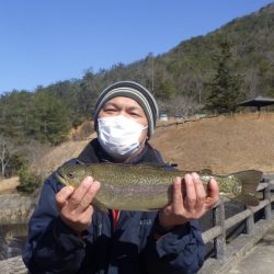 フィッシングレイクたかみや 釣果