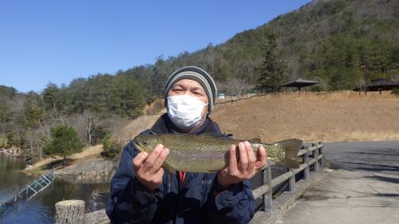 フィッシングレイクたかみや 釣果