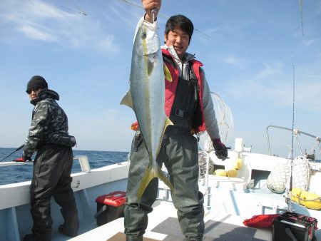 隆星丸 釣果