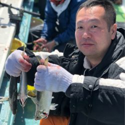 丸万釣船 釣果