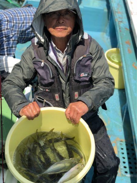 丸万釣船 釣果