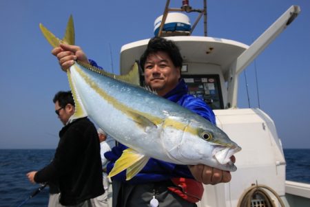 クルーズ 釣果