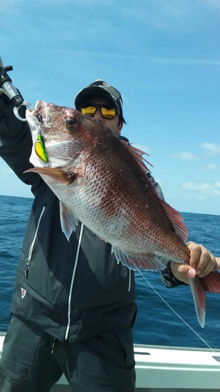 鷹王丸 釣果