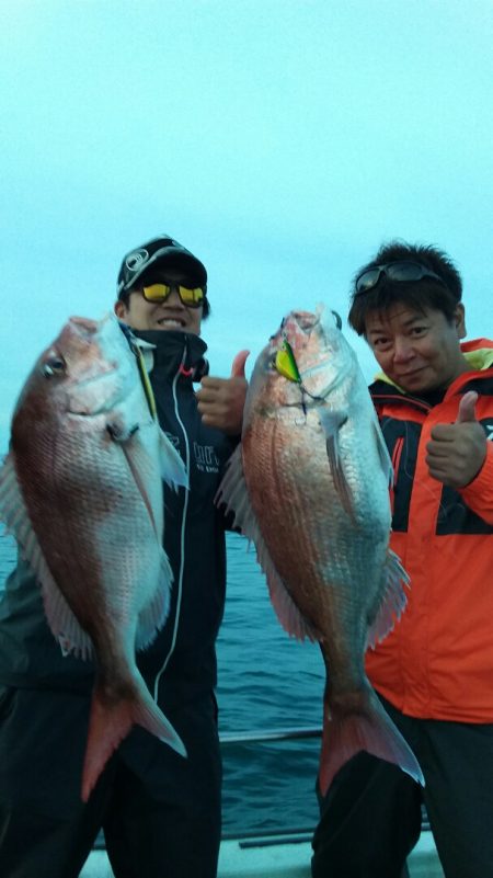 鷹王丸 釣果