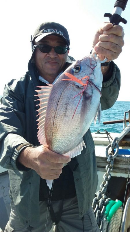 鷹王丸 釣果