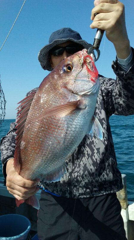 鷹王丸 釣果