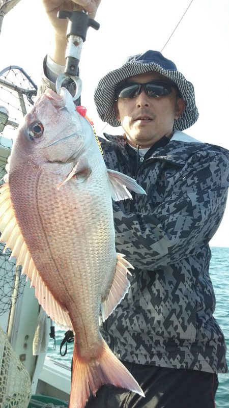 鷹王丸 釣果