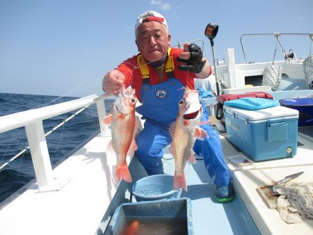 隆星丸 釣果