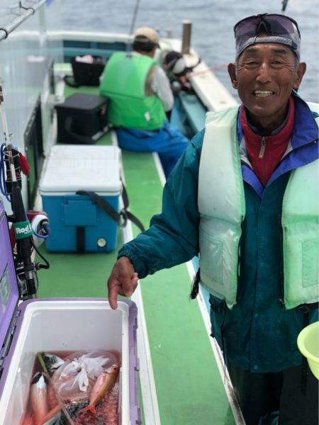 丸万釣船 釣果