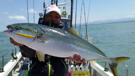 鷹王丸 釣果