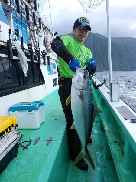 森竜丸 釣果 静岡 ジギング ヒラマサ ジギング船 釣り船 釣果情報サイト カンパリ