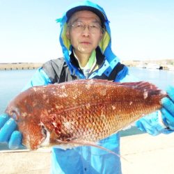 初栄丸 釣果