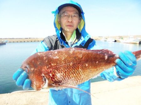 初栄丸 釣果