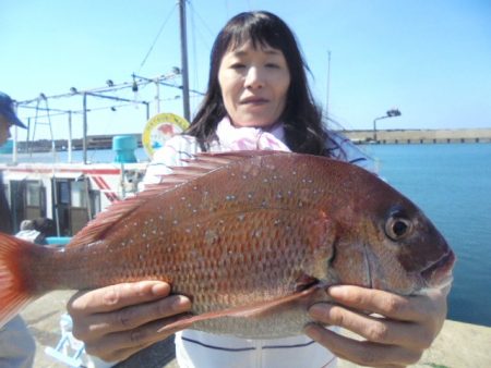 初栄丸 釣果