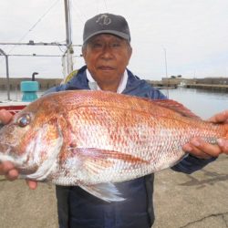 初栄丸 釣果