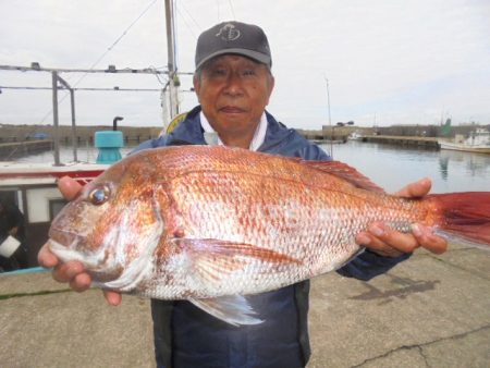 初栄丸 釣果