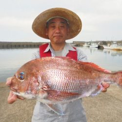 初栄丸 釣果