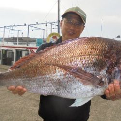 初栄丸 釣果