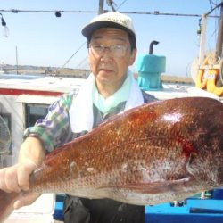 初栄丸 釣果