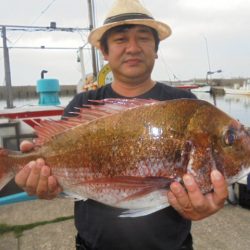 初栄丸 釣果