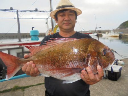 初栄丸 釣果