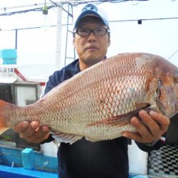 初栄丸 釣果