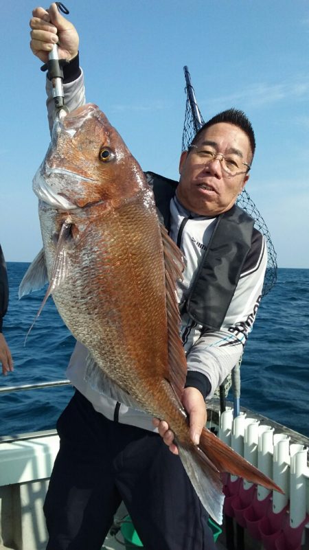 鷹王丸 釣果