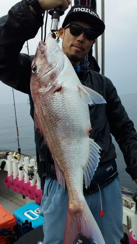 鷹王丸 釣果