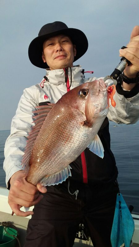 鷹王丸 釣果