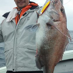 鷹王丸 釣果