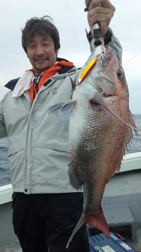 鷹王丸 釣果