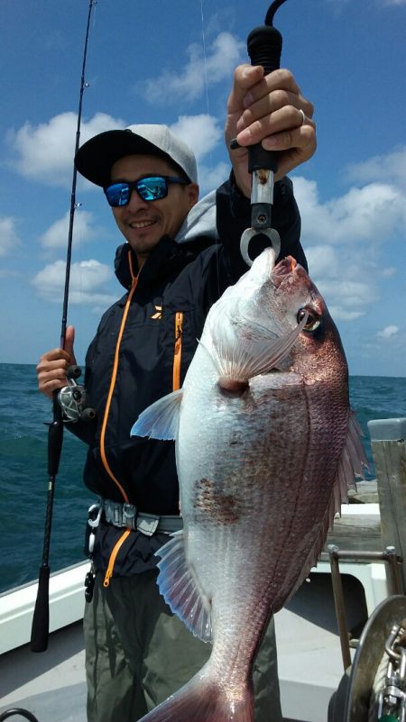 鷹王丸 釣果