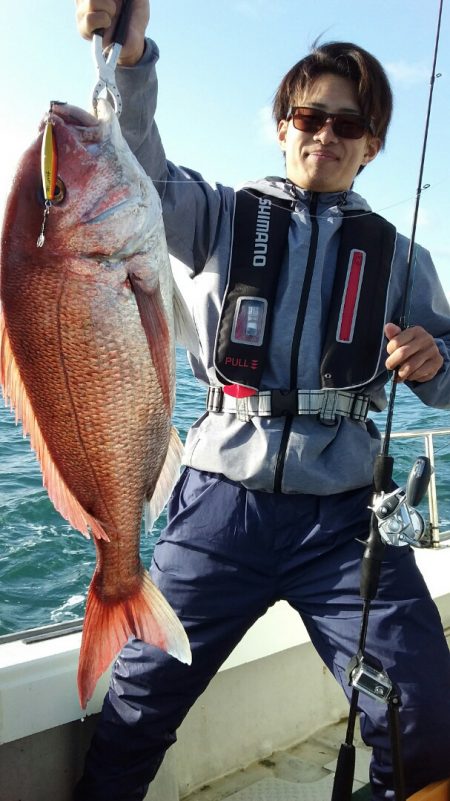 鷹王丸 釣果