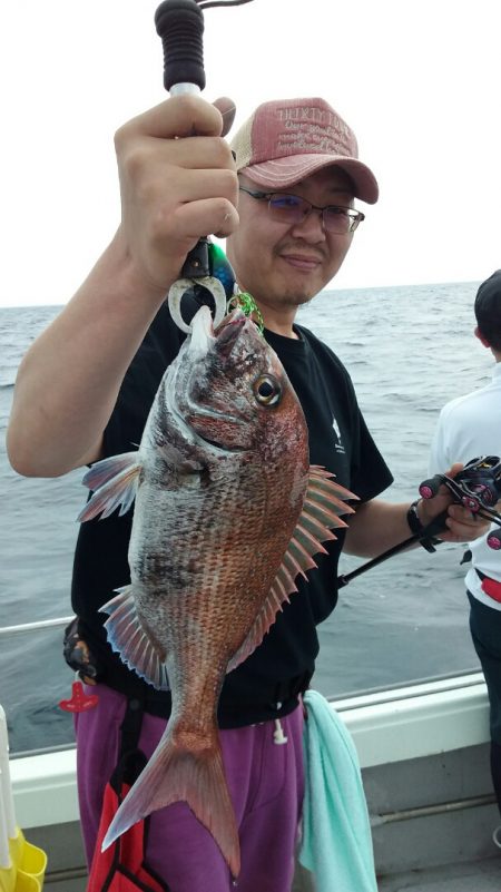 鷹王丸 釣果