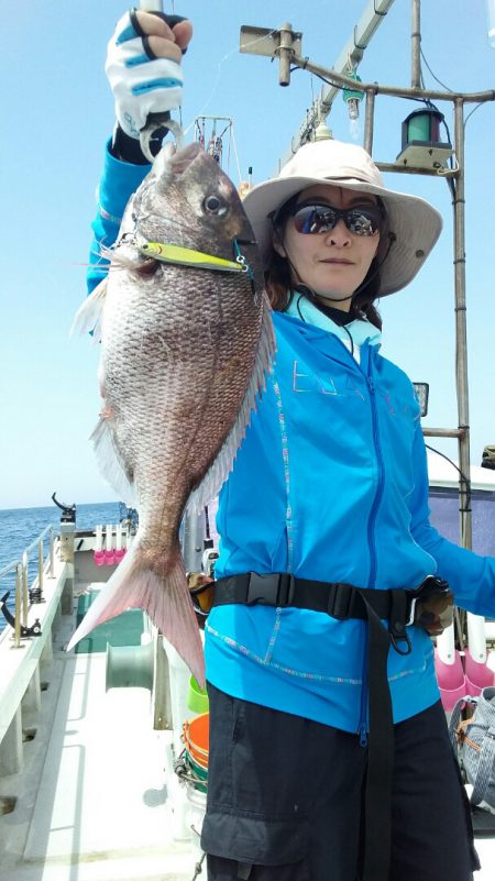 鷹王丸 釣果